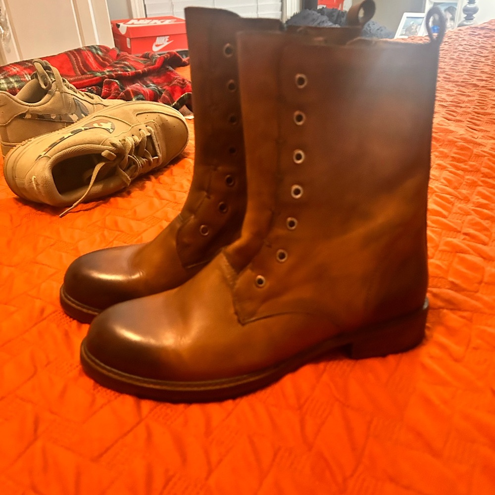 Vintage Foundry Co womens boots!
